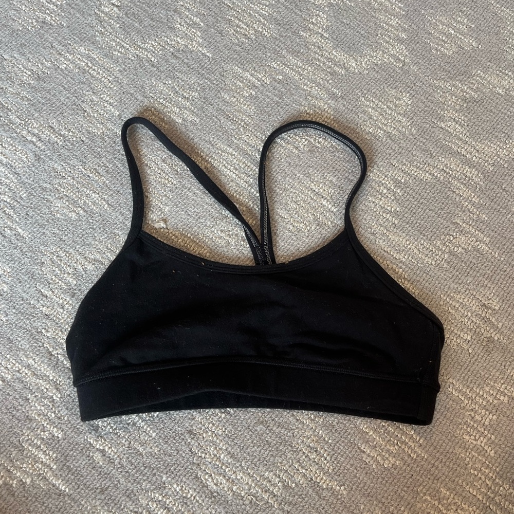 Lululemon black sports bra